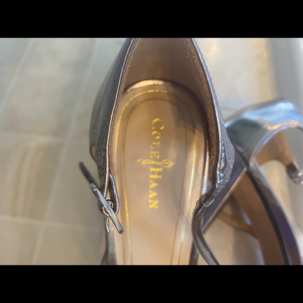 Silver Pumps - Picture 5 of 5